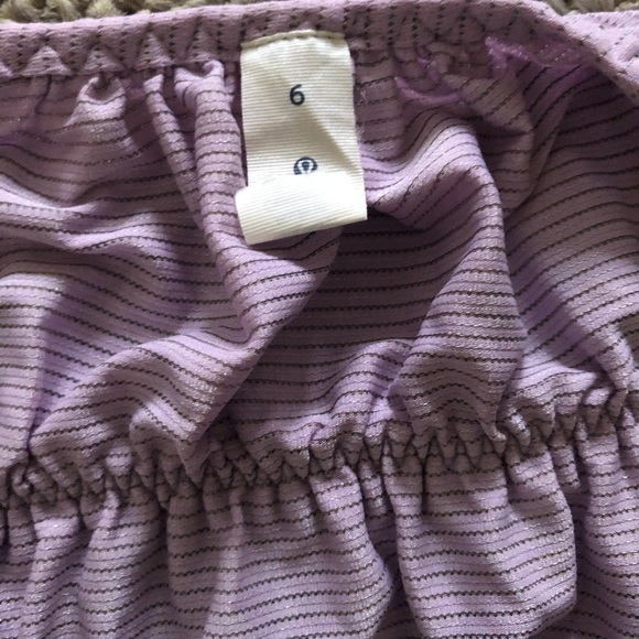 Lulu silky pink top with gather details - Picture 2 of 4